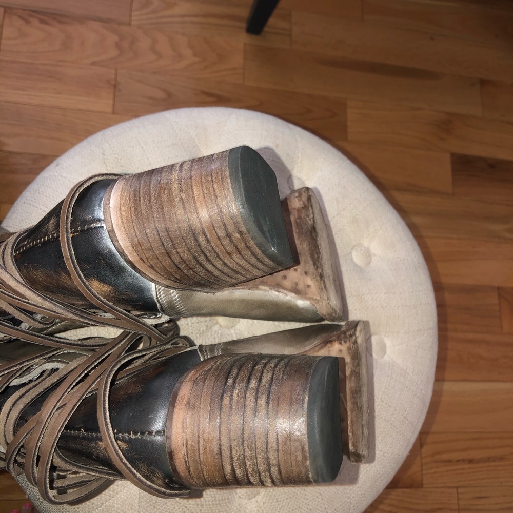 Freebird by Steven - Coal Stone Boots - Picture 6 of 8